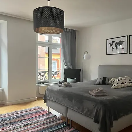 Apartment Stilvolle Altstadtwohnung Mit 2 Schlafzimmern *